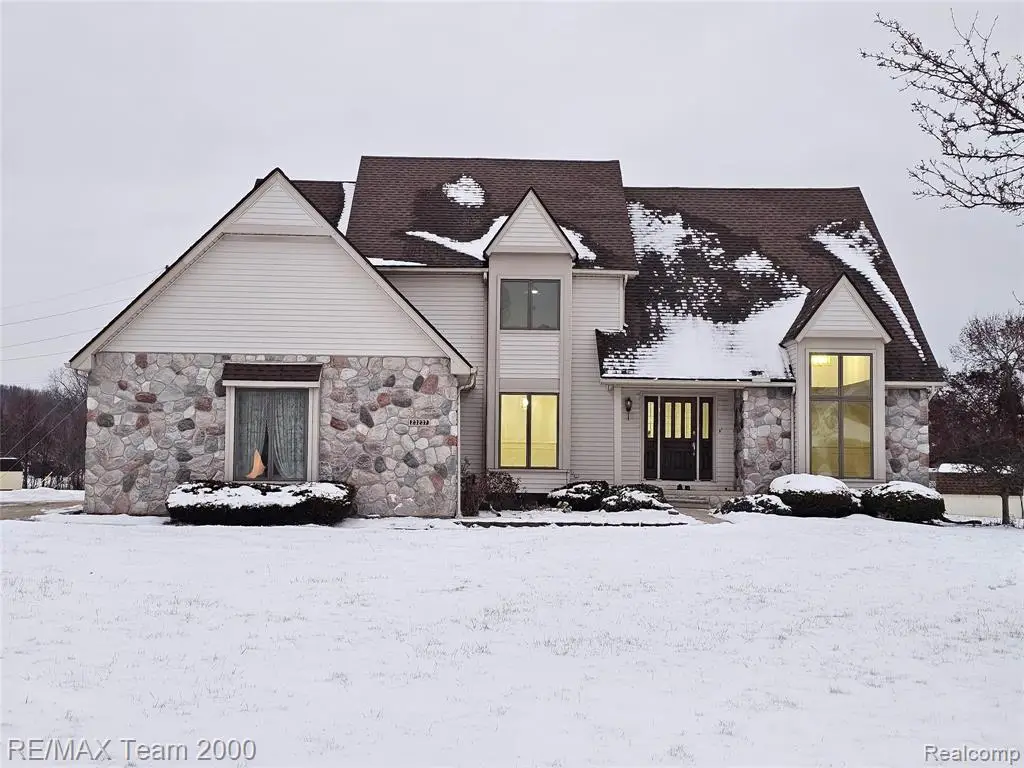 23237 Evan, New Boston, MI 48164 - Image #1