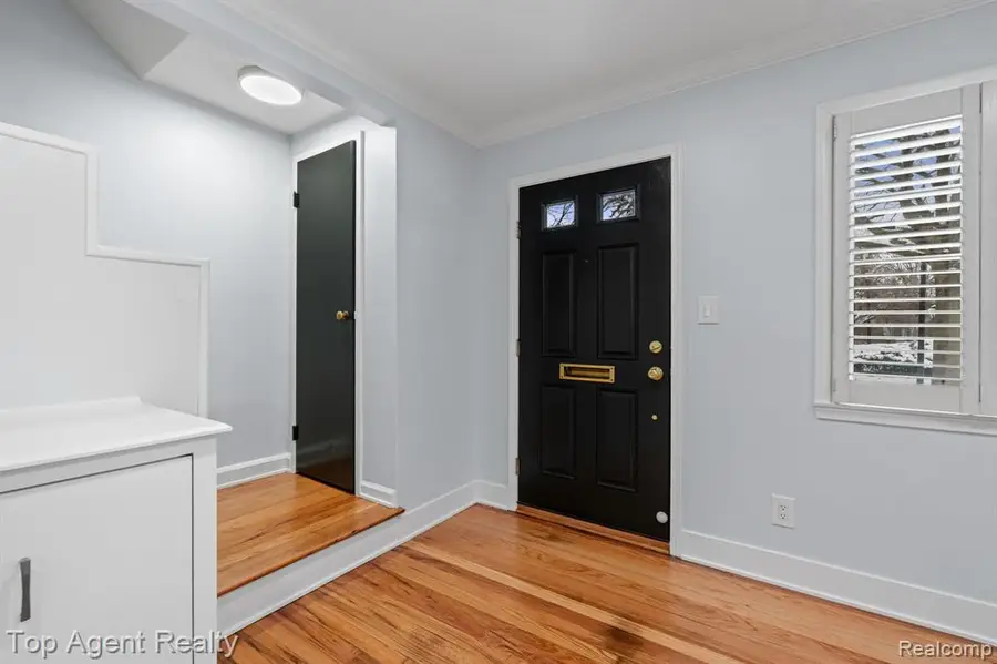 1724 Graefield, Birmingham, MI  - Image #2