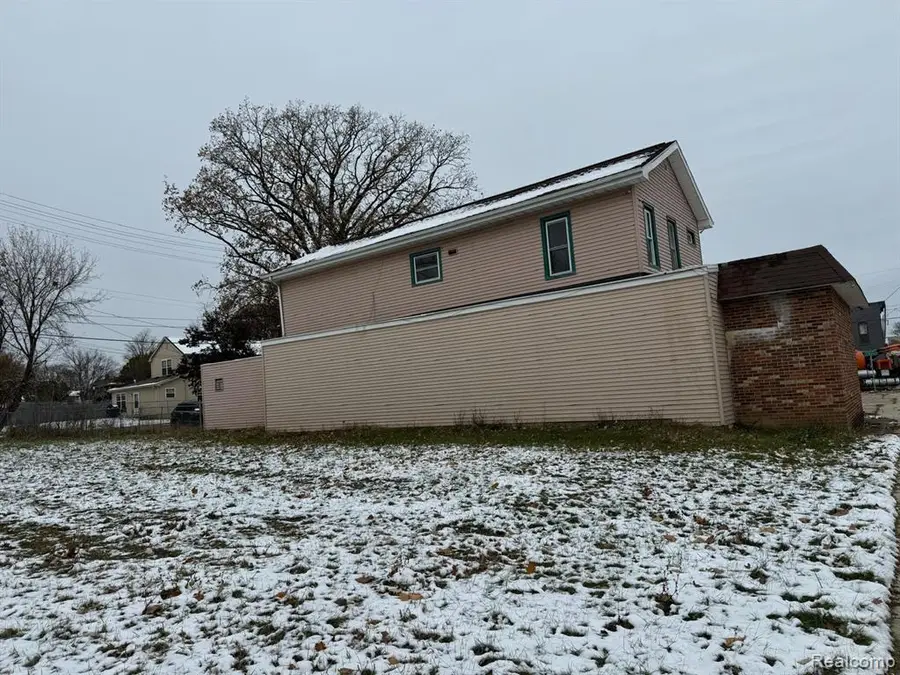 710 S Martin Luther King Jr, Jackson, MI 49203 - #2