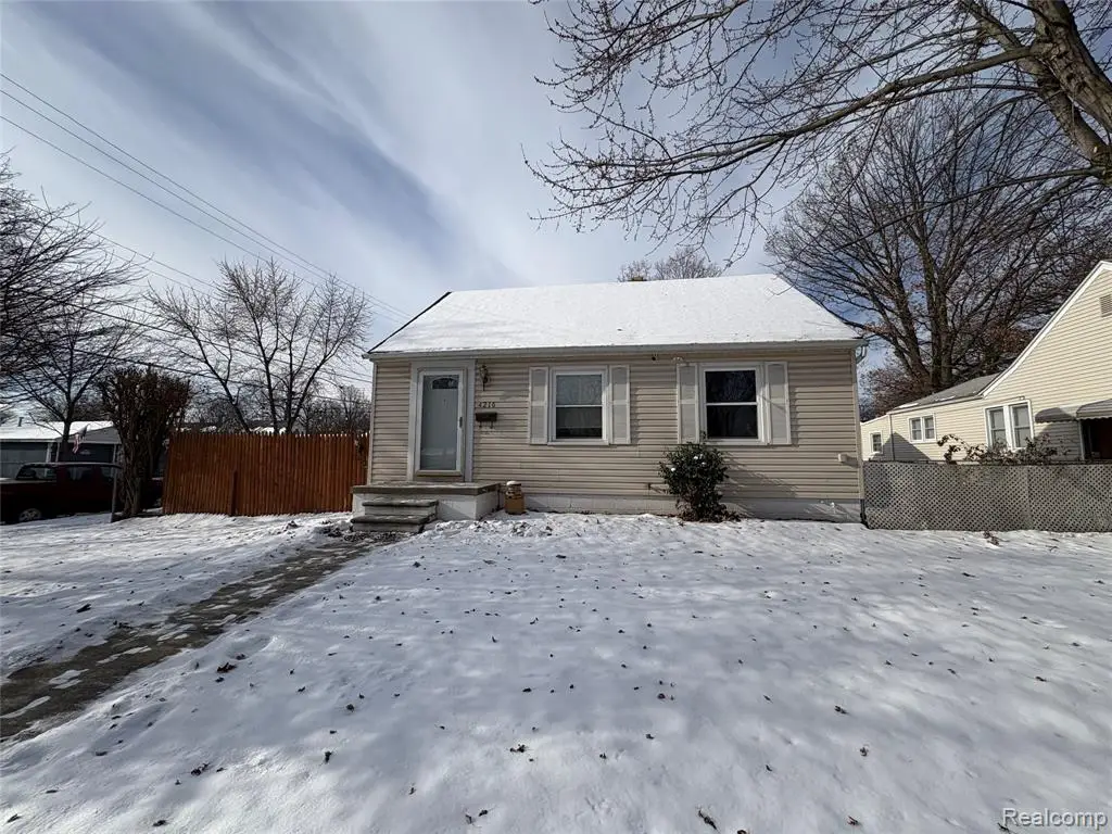 4216 Syracuse, Dearborn Heights, MI 48125 - #1