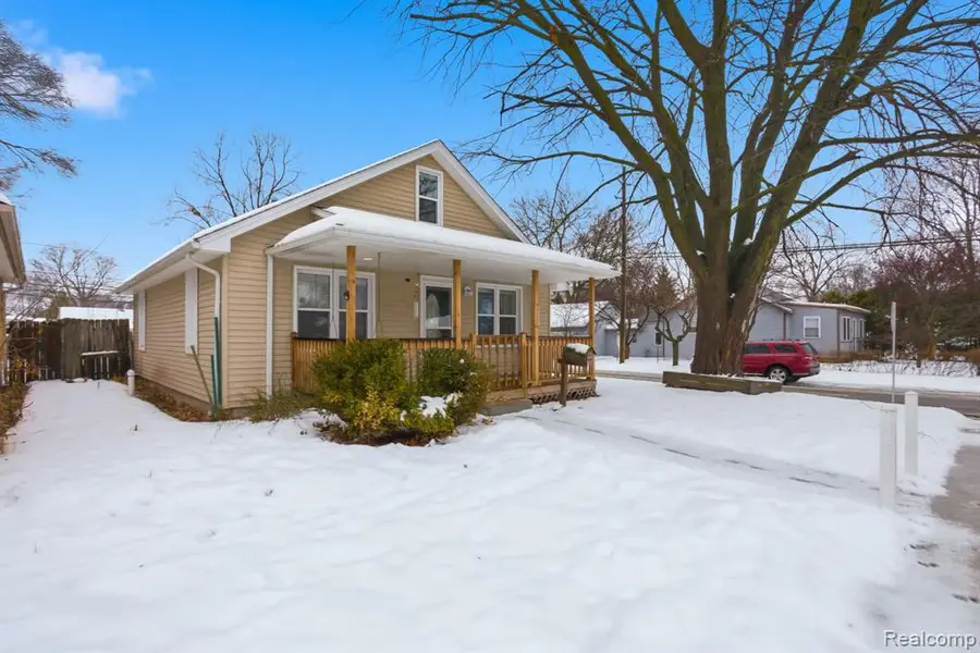 2304 2nd St, Westland, MI  - Image #3