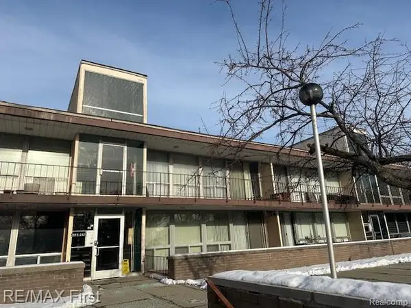 2015 Orleans, Detroit, MI 