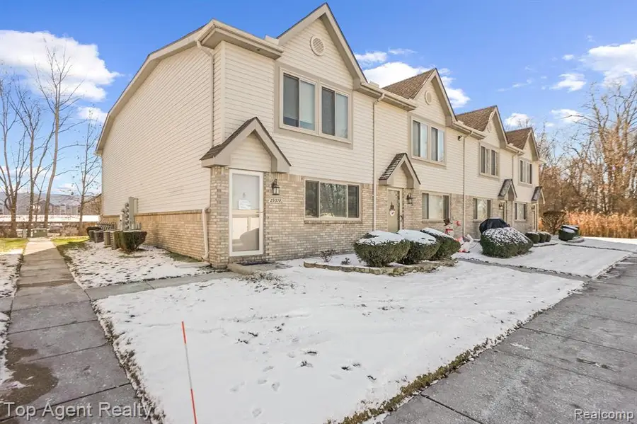 29378 Maurice, New Baltimore, MI  - Image #3