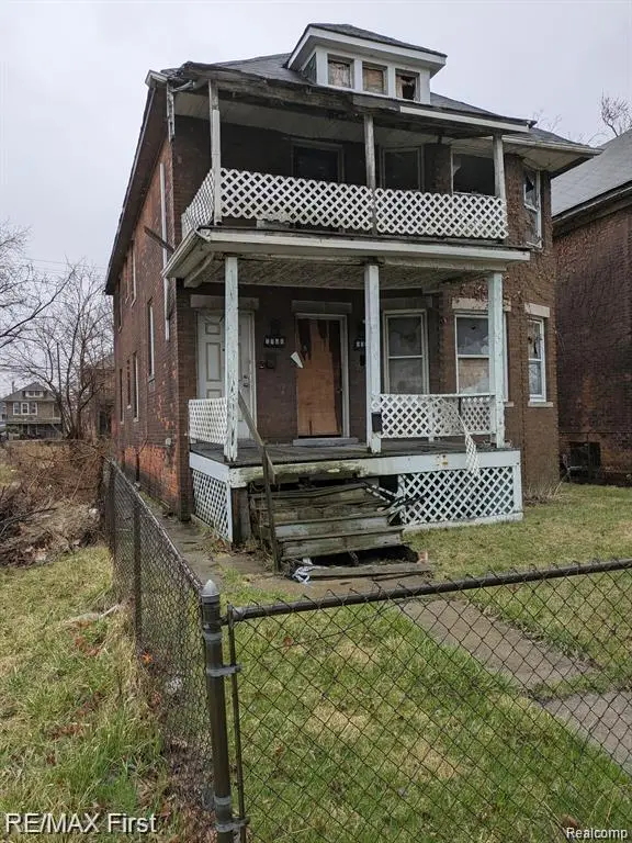 3749 Whitney, Detroit, MI 