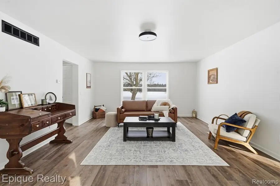 8680 Oak Hill, Clarkston, MI 48348 - #2