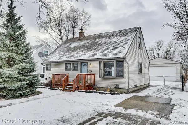 25855 Mackinac, Roseville, MI 