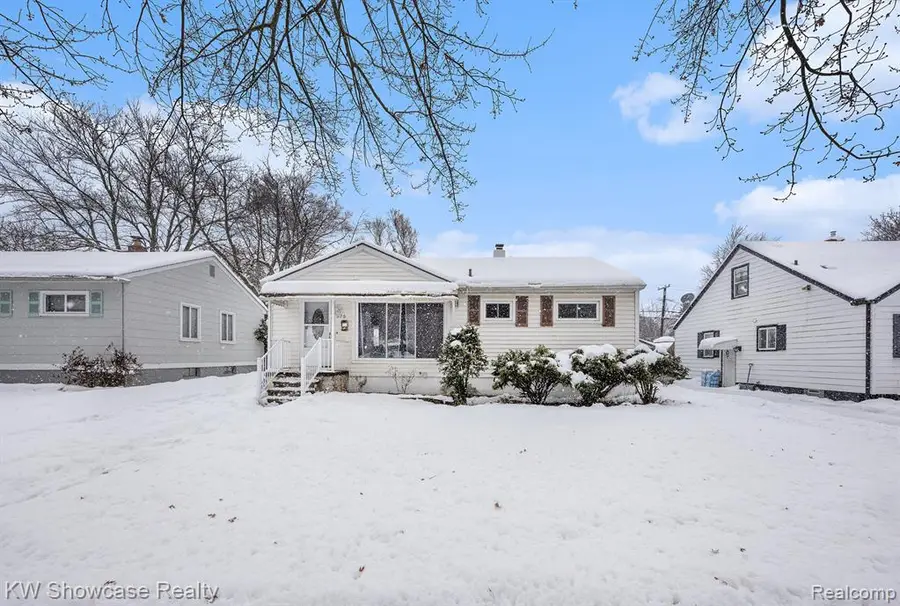 575 4th, Pontiac, MI  - Image #2