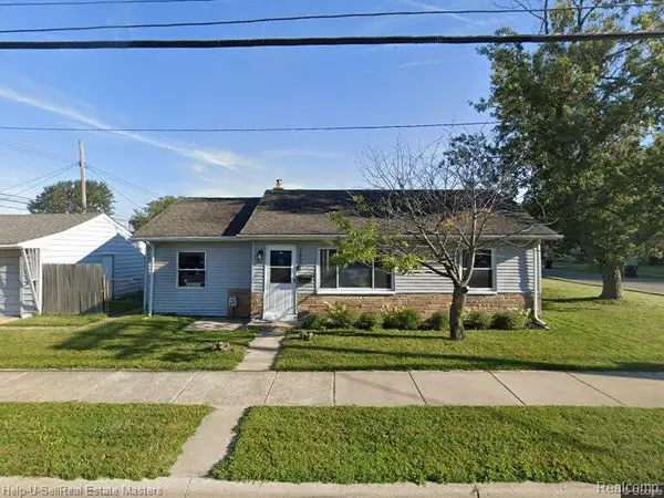 26501 Clancy, Roseville, MI 