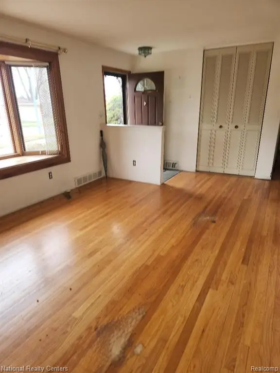 34014 Kennedy, Westland, MI 48185 - #2