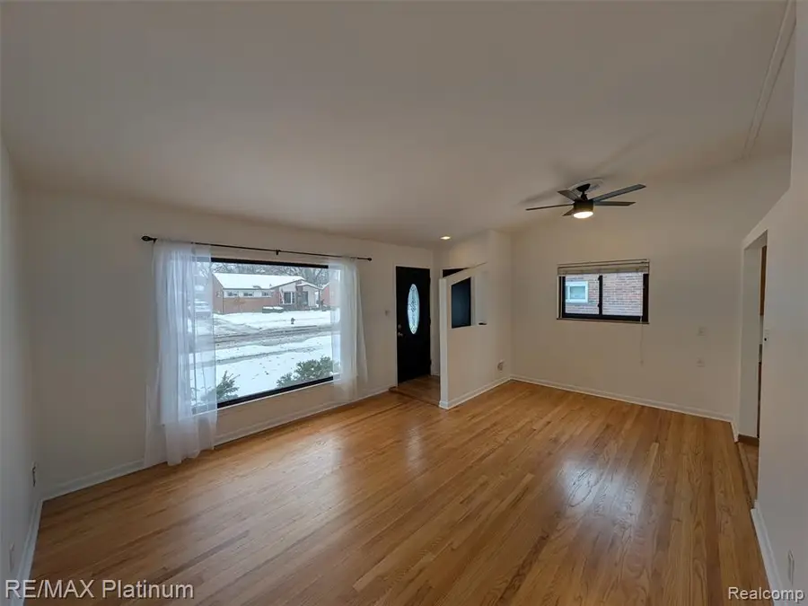 29965 Westfield, Livonia, MI  - Image #2