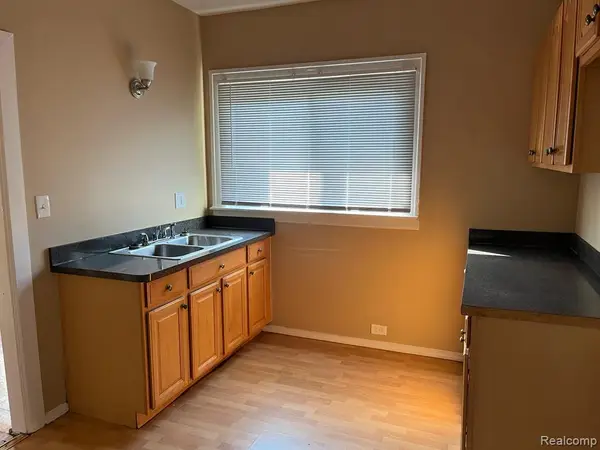 9694 Otsego, Detroit, MI 48204