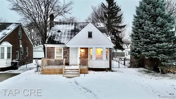 11991 Lakepointe, Detroit, MI 