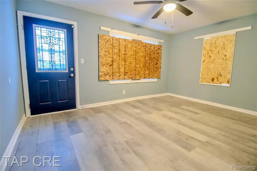 19110 Kingsville, Detroit, MI  - Image #2