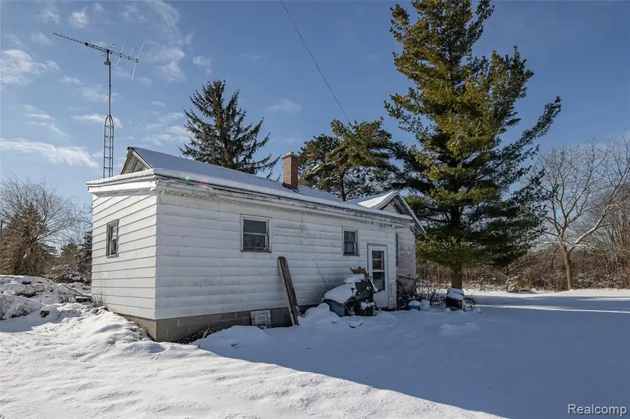 4476 Merwin, Lapeer, MI  - Image #3