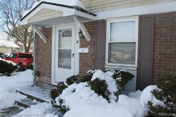 6 Beechwoode, Pontiac, MI 