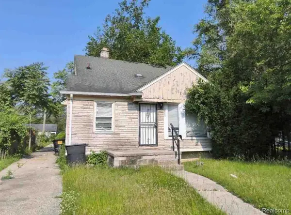 15431 Strathmoor, Detroit, MI 