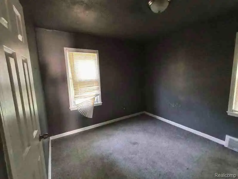 15431 Strathmoor, Detroit, MI  - Image #2