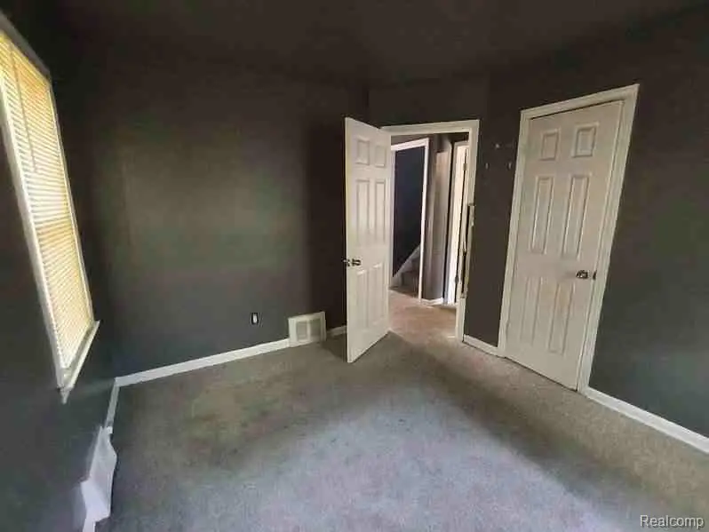 15431 Strathmoor, Detroit, MI  - Image #3