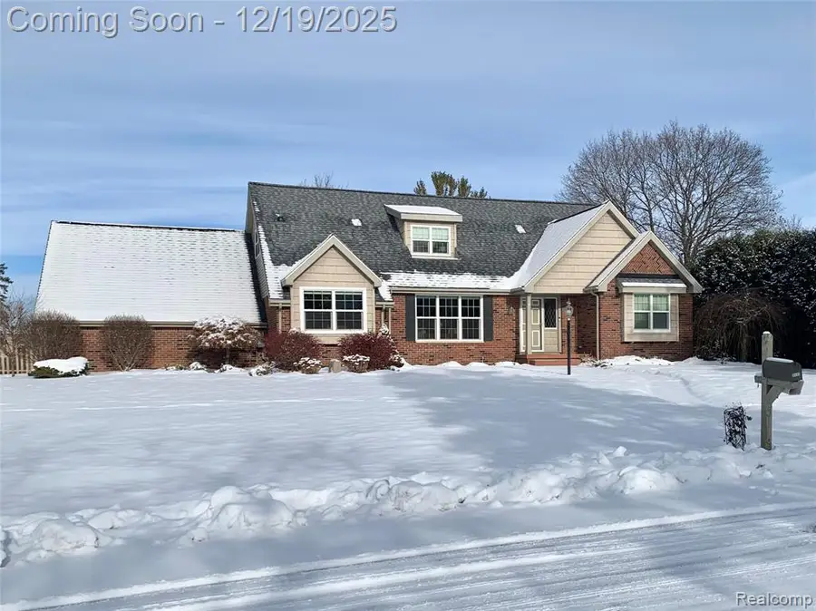 5113 Candlewood, Grand Blanc, MI  - Image #2