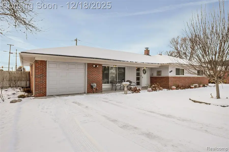 29517 Eastfield, Farmington Hills, MI  - Image #2
