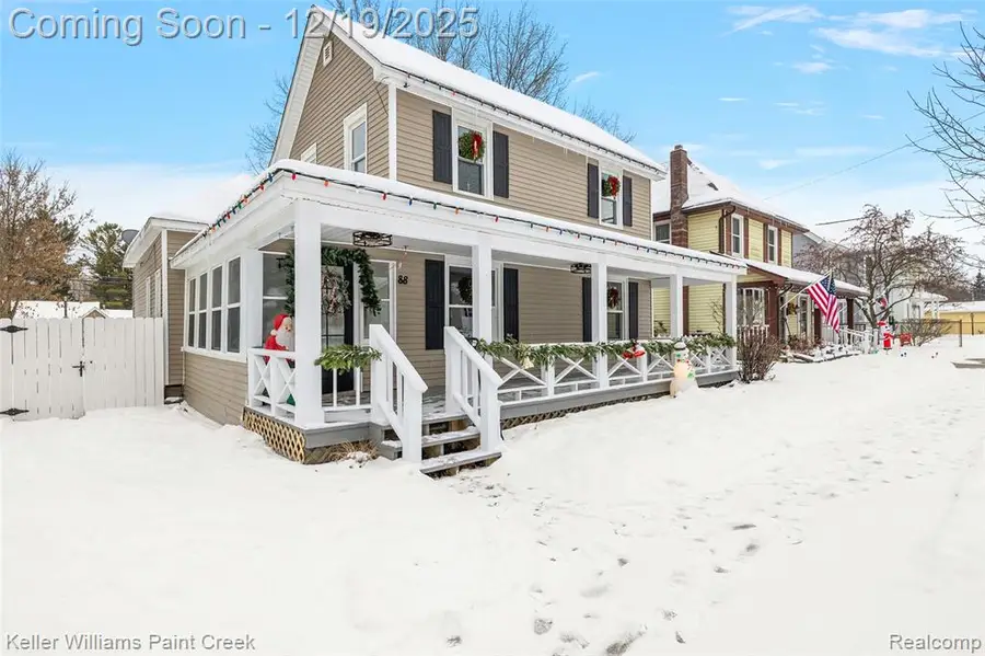 88 E Elmwood, Leonard, MI  - Image #3