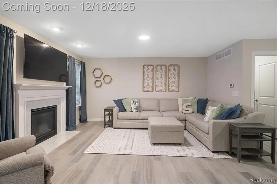 2052 Teton, Monroe, MI  - Image #3