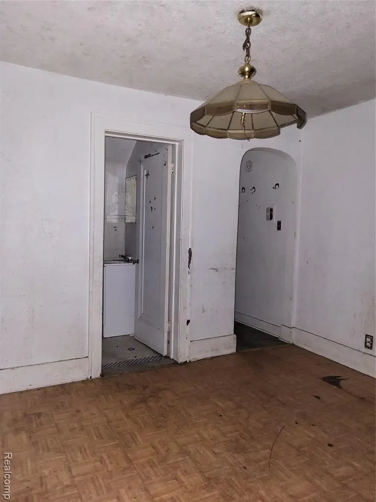 14301 Corbett, Grosse Pointe, MI  - Image #2