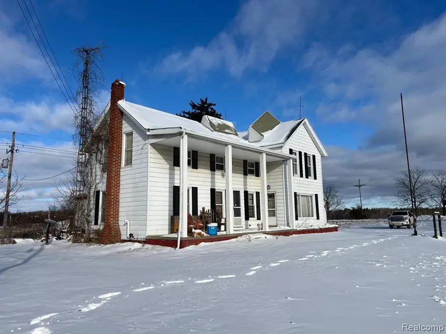 4896 Stanley, Columbiaville, MI  - Image #2