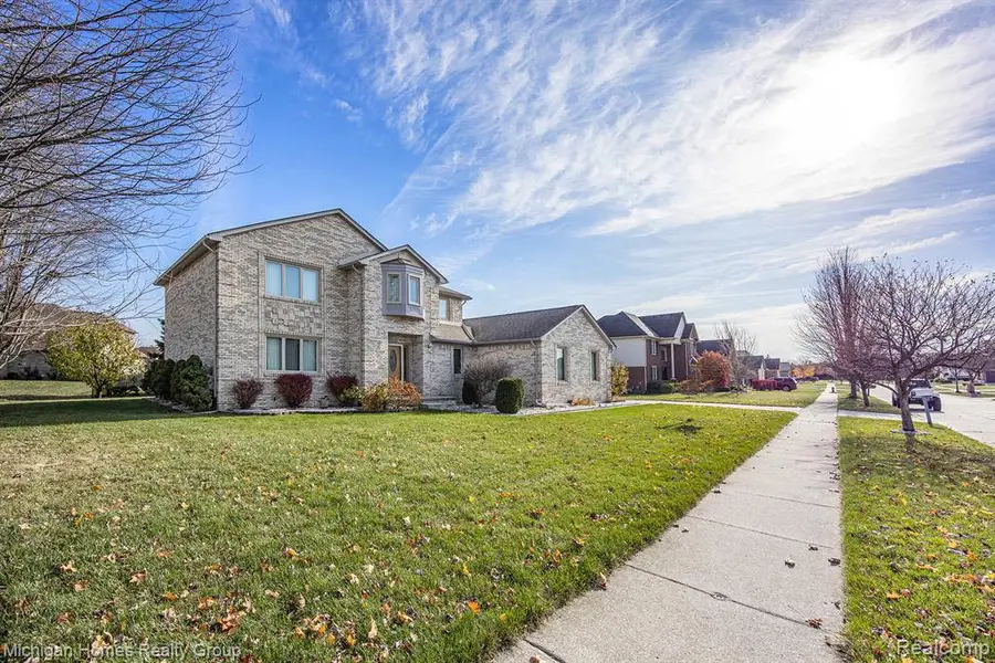 47630 Robins Nest, Shelby Charter Township, MI  - Image #3