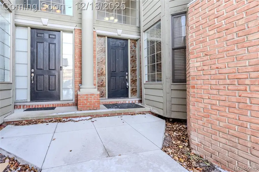 1030 Lorenzo, Troy, MI  - Image #3