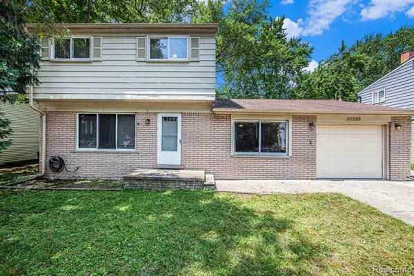 23225 Albion, Farmington Hills, MI 