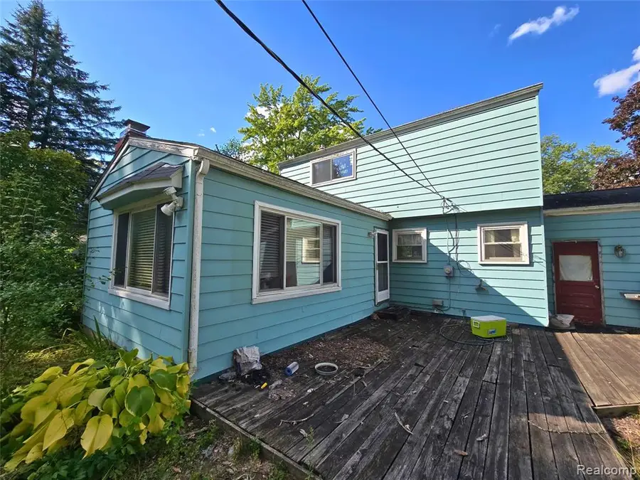 5969 Pleasant, Waterford, MI  - #2