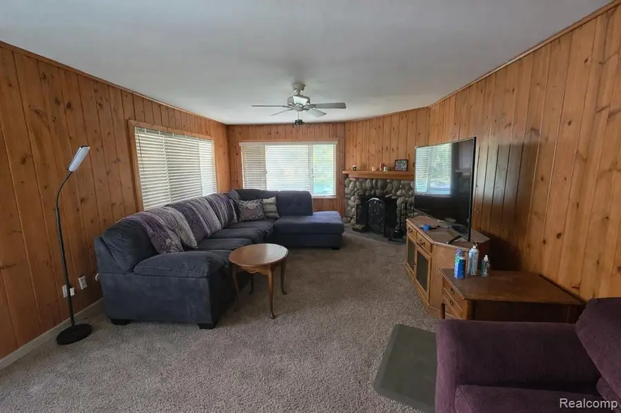 5969 Pleasant, Waterford, MI  - #3