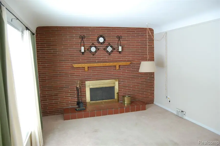 2610 Detroit, Dearborn, MI  - Image #3