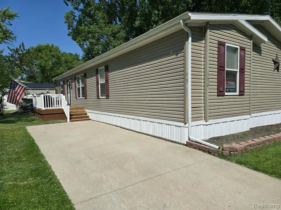 4101 S Sheridan, Lennon, MI 48449 - Image #2