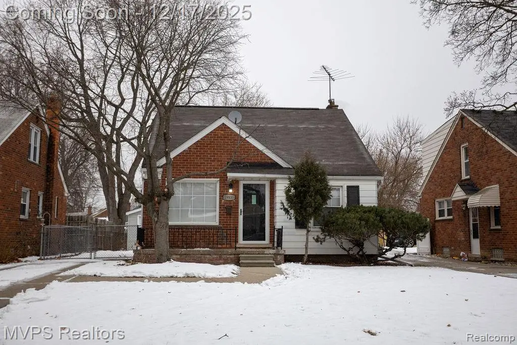 19935 Damman, Harper Woods, MI  - Image #1