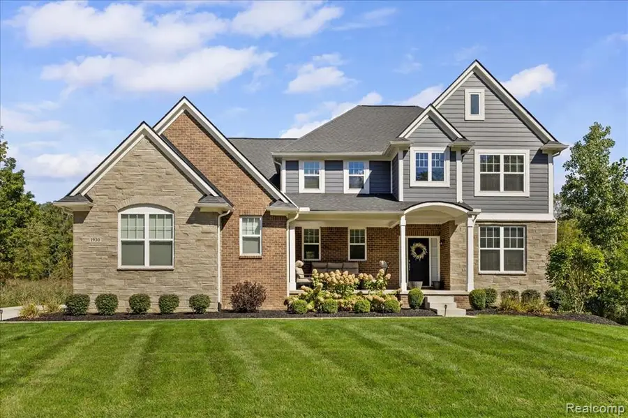 1930 Thorncrest, Commerce Township, MI  - Image #2