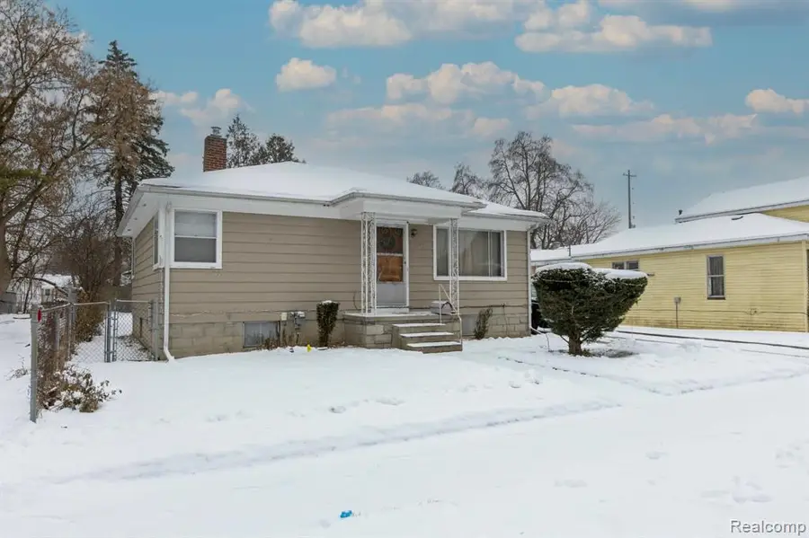 712 N Bond, Saginaw, MI 48602 - #2