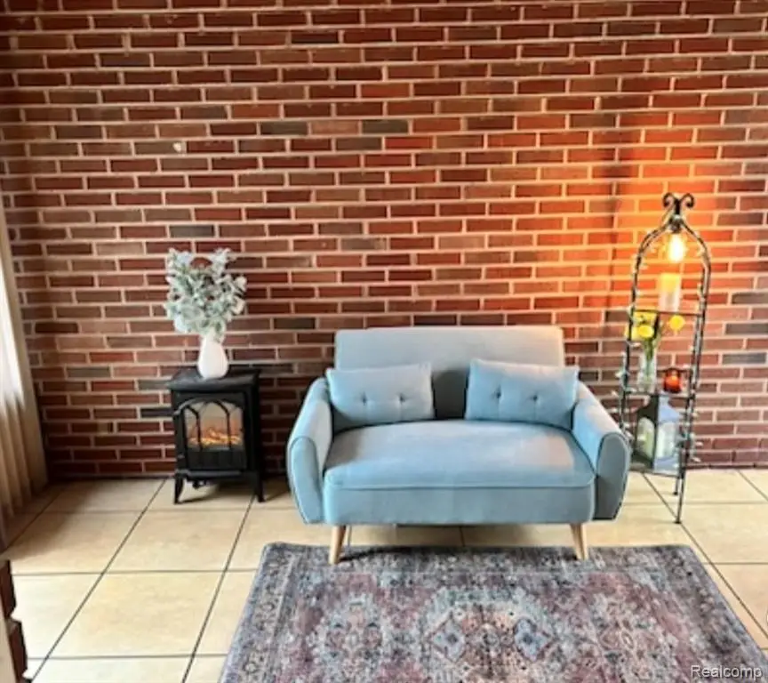 12809 Dixie, Redford, MI 48239 - #2