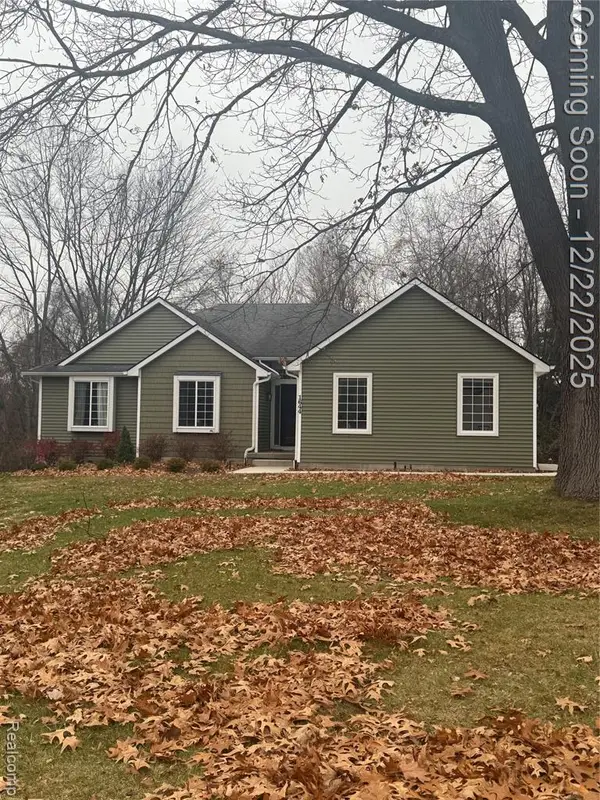 1644 High Pointe, Oxford, MI 