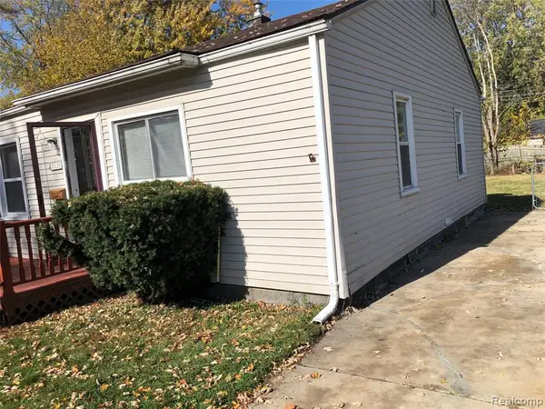 13931 Marshall 13931 Marshall Ave, Warren, MI 