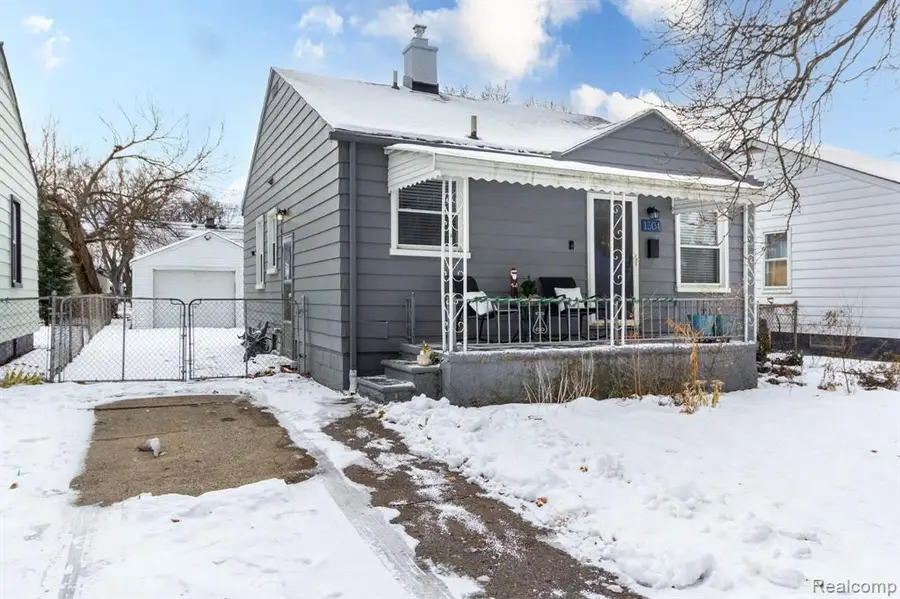 1504 E Maxlow, Hazel Park, MI  - Image #2