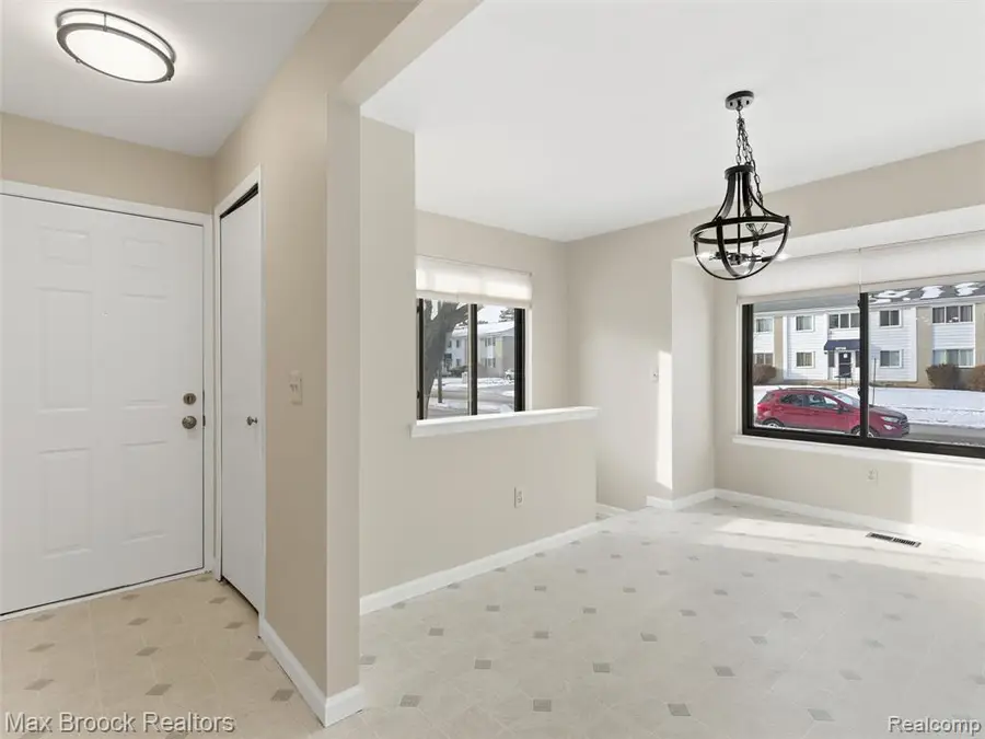 30748 Quinkert #1, Roseville, MI  - Image #2