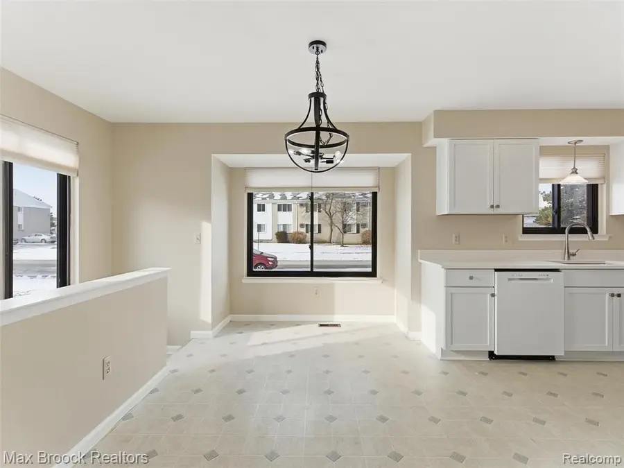 30748 Quinkert #1, Roseville, MI  - Image #3