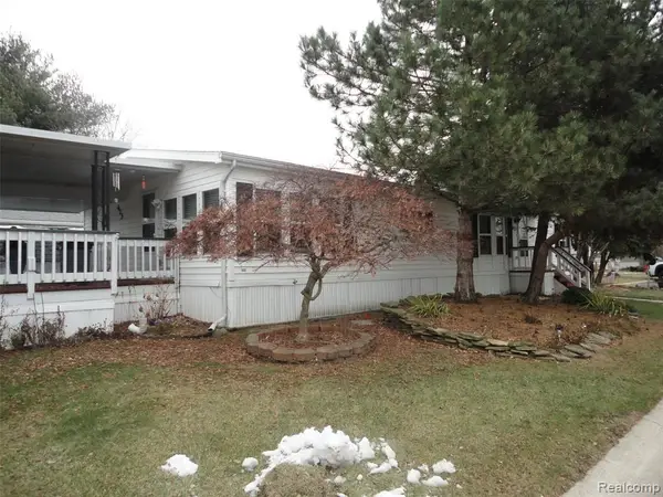 423 Glasgow, Temperance, MI 