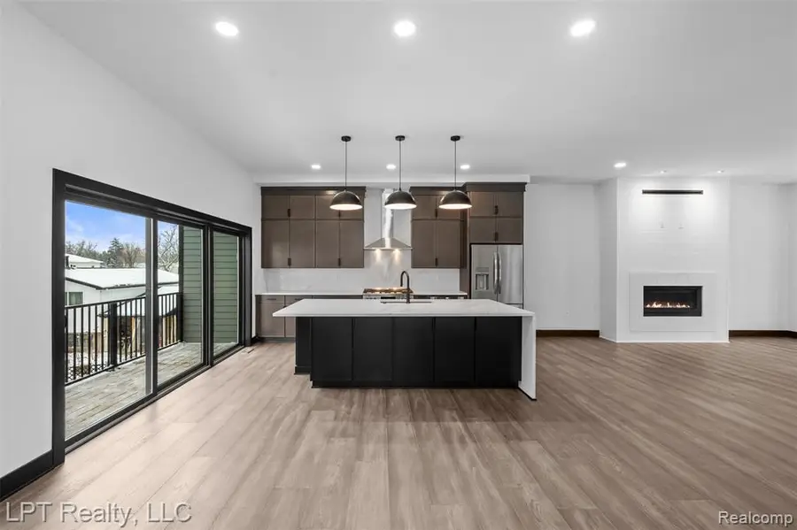 523 Walnut, Brighton, MI 48116 - #3