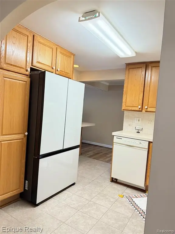 1421 E Mt Morris, Mount Morris, MI 48458 - Image #3