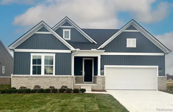 50696 Crusader, Macomb, MI 48042