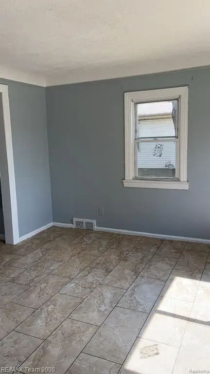 776 Cleophus, Lincoln Park, MI  - #2