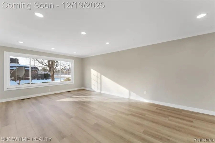 24235 Wildbrook, Southfield, MI  - Image #3